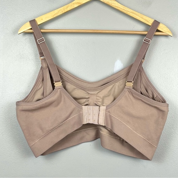 Kindred by Kindred Bravely beige Hands-Free Pumping & Nursing bra, XXL Busty. - Picture 2 of 9